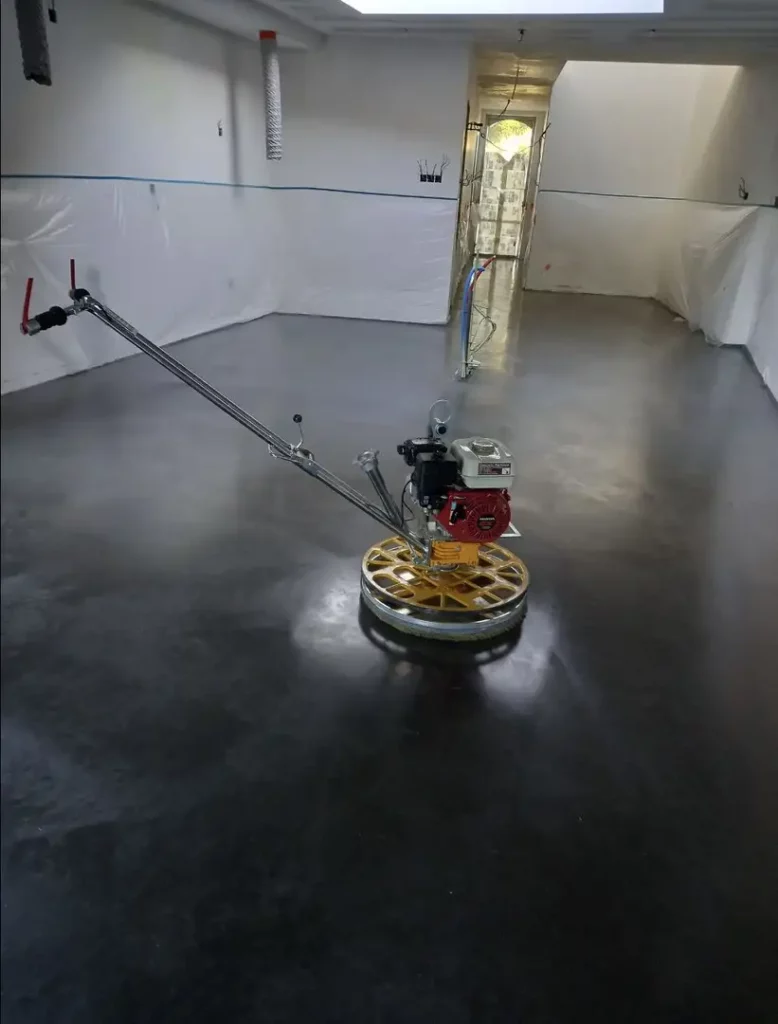 470164952_567300449611209_1648423787433281375_n